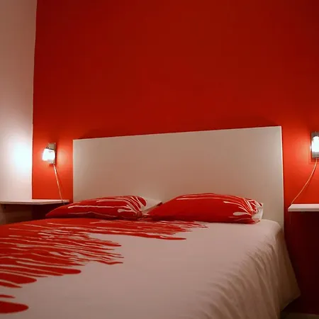 Lisbon Apartment Room photo